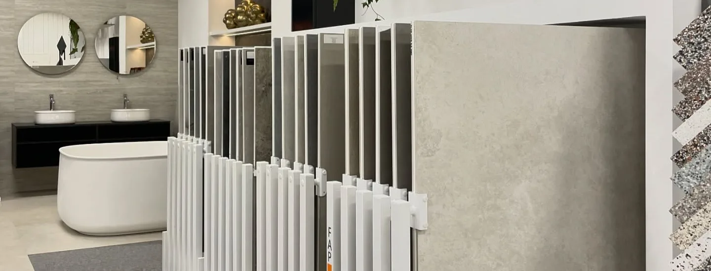 Vloertegels in de showroom van Spenkelink